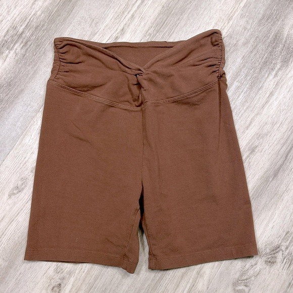 VS PINK Cotton Blend 4-Way Stretch Hi Twisted Knotted 6” Bike Short / Brown / M - Picture 1 of 6